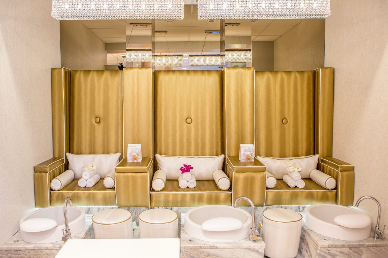 Elegant luxury chairs in a spa, equipped with plush pillows and fresh towels for the ultimate spa retreat relaxation experience for Valentine's Day 2025.